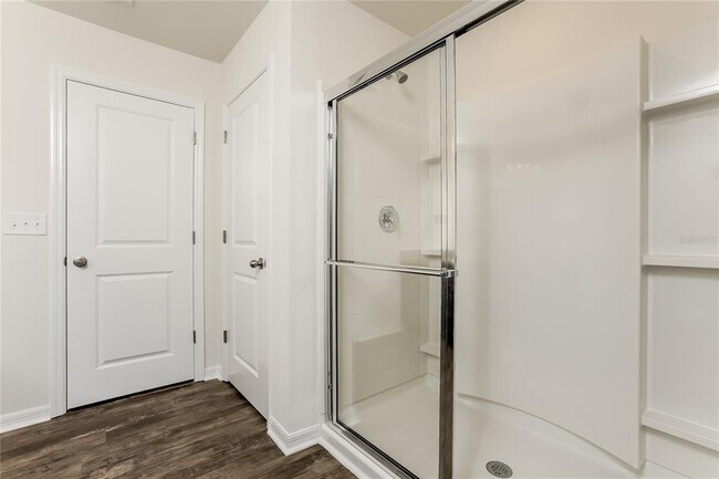 Building Photo - 2847 Neverland Dr