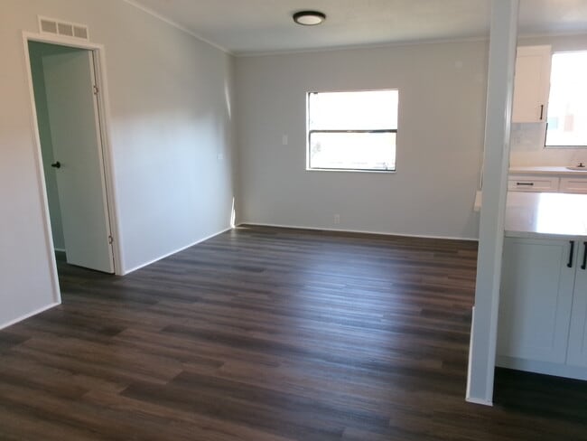 Building Photo - 4 Gentle Ben Path