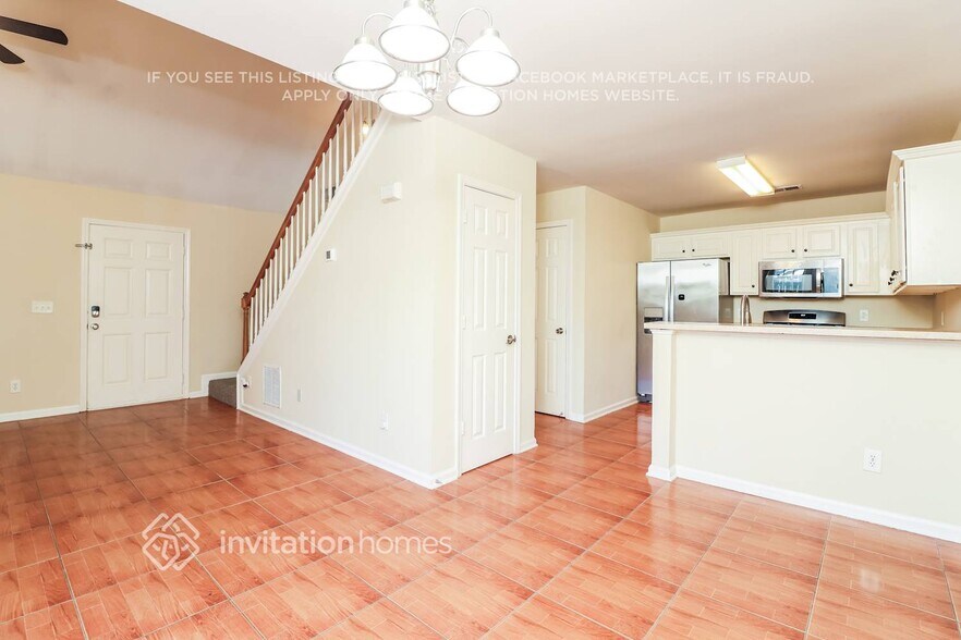 Building Photo - 145 Stoneforest Dr