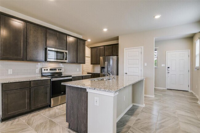 Building Photo - 3370 Rancho Grande