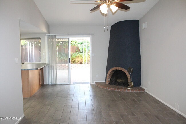 Building Photo - 5128 W Carol Ave