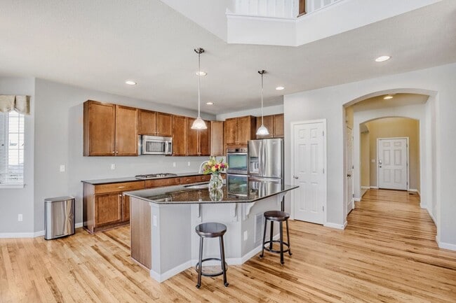 Building Photo - Bright, Seamless Living in Longmont’s Premier School District