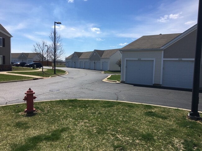 Building Photo - 122 Bertram Dr