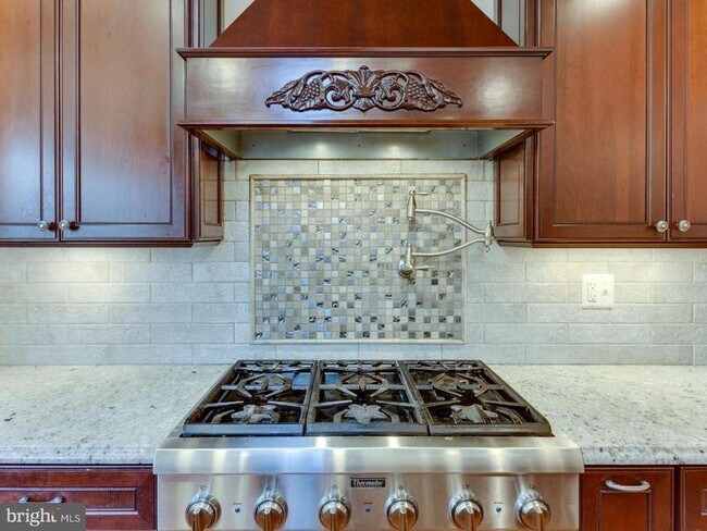Building Photo - 7705 Huntmaster Ln