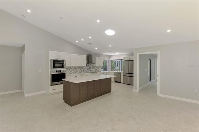 Building Photo - 1224 S View Dr