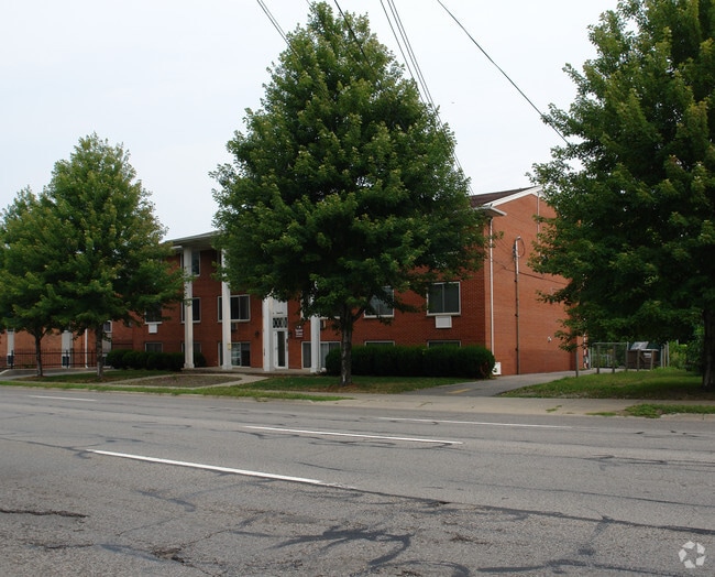 Building Photo - Saginaw Terrace