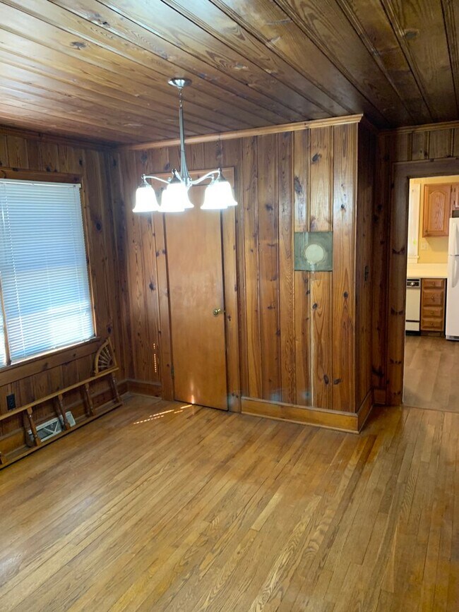 Building Photo - 3 bedroom Salisbury home