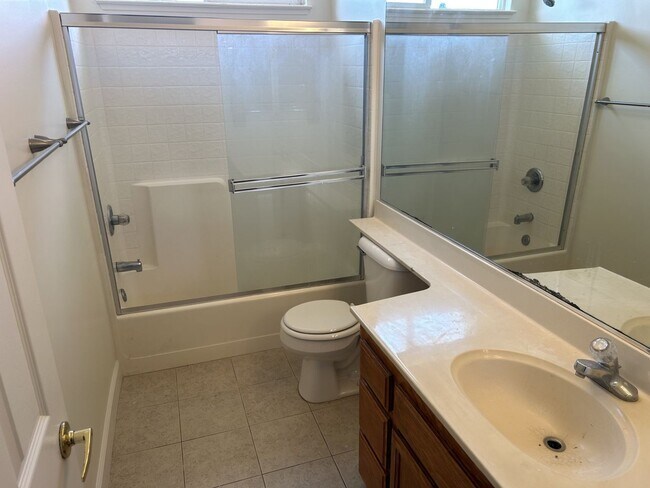 Building Photo - 597 Canvasback Ct