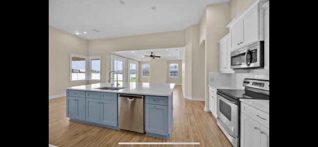 Building Photo - 5556 Vintage View Blvd