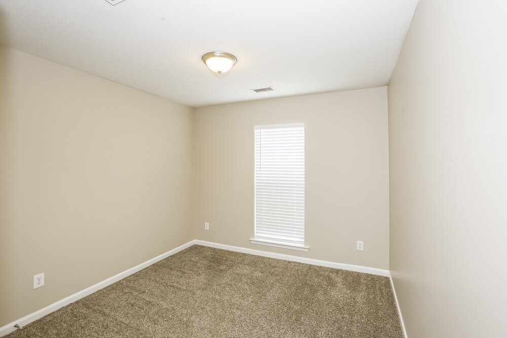 Building Photo - 3037 Old Ironside Dr