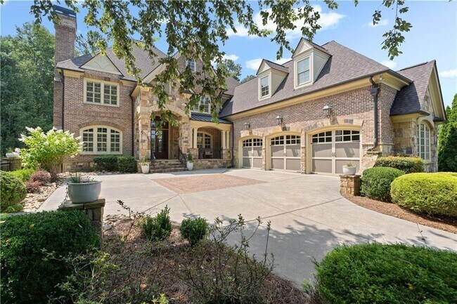 Building Photo - 6327 Howell Cobb Ct