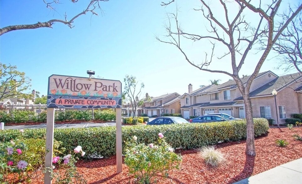 Community - 7367 Belpine Pl