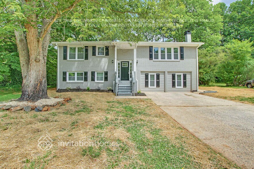 Building Photo - 4450 Myrtle Hill Rd NE