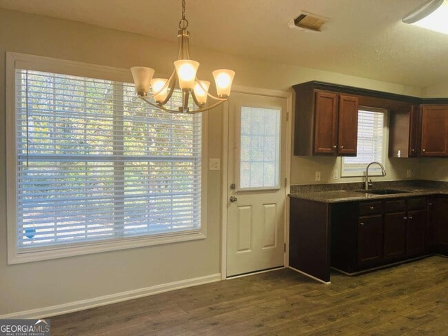 Building Photo - 46 River Mist Dr