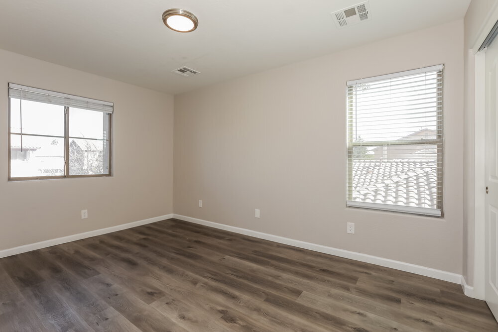 Building Photo - 4515 E Oxford Ln