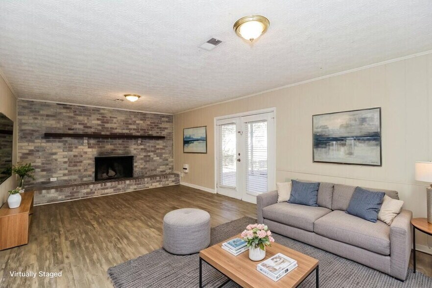 Building Photo - 3334 Heatherwood Ln SW