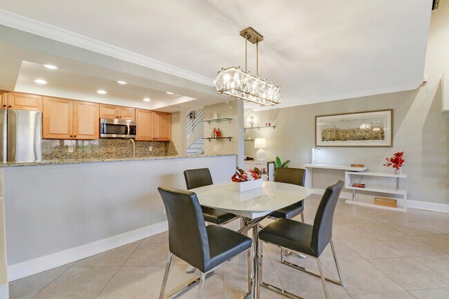 Building Photo - 204 Old Meadow Way