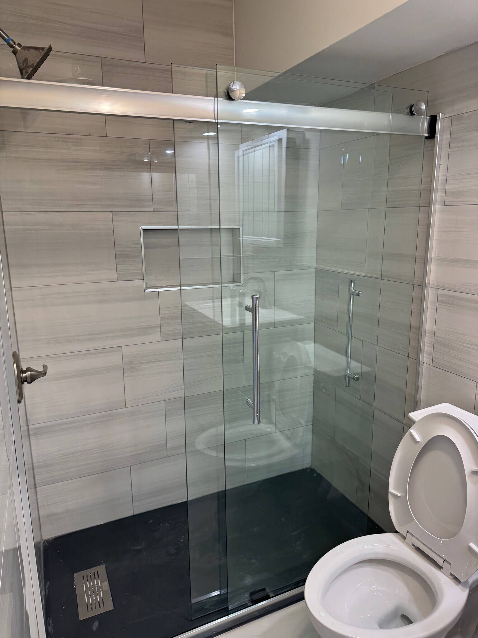 Building Photo - 31 Emory St