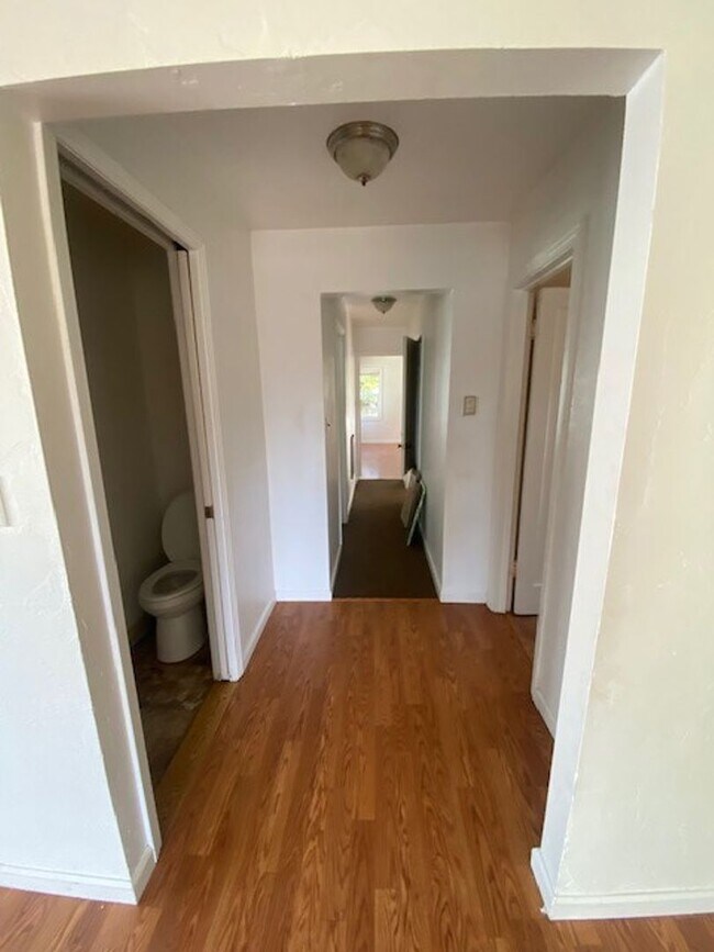 Building Photo - Close to Cal Poly Humboldt, 4/2 house!