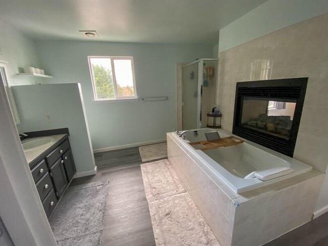 Building Photo - 24015 130th Ave SE