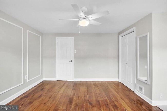 Building Photo - 719 N Uber St