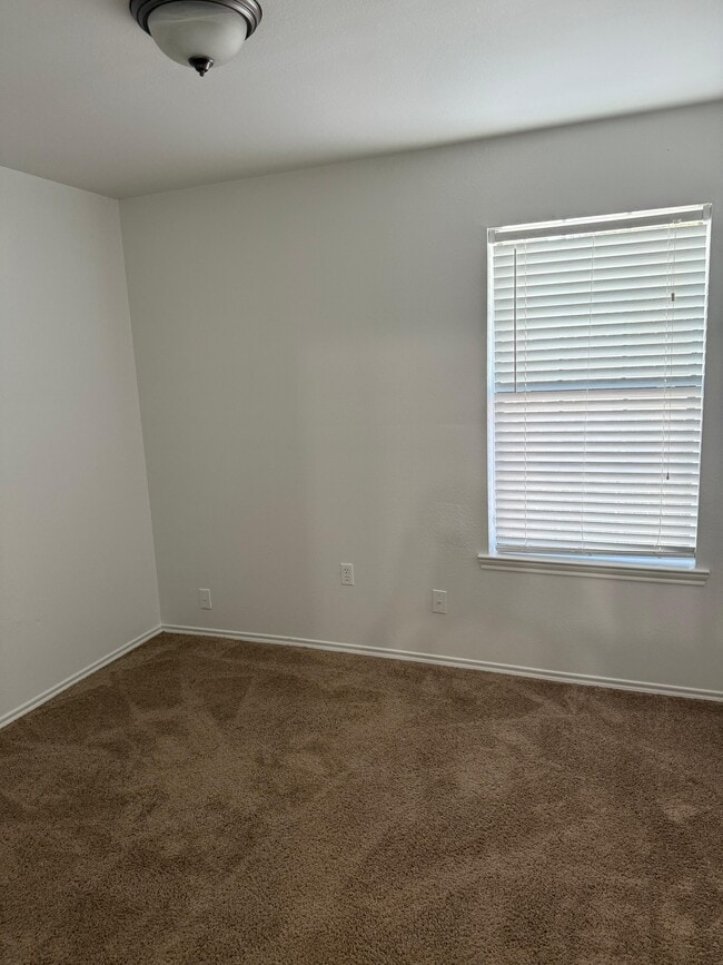 Building Photo - 1920 Galveston Ave