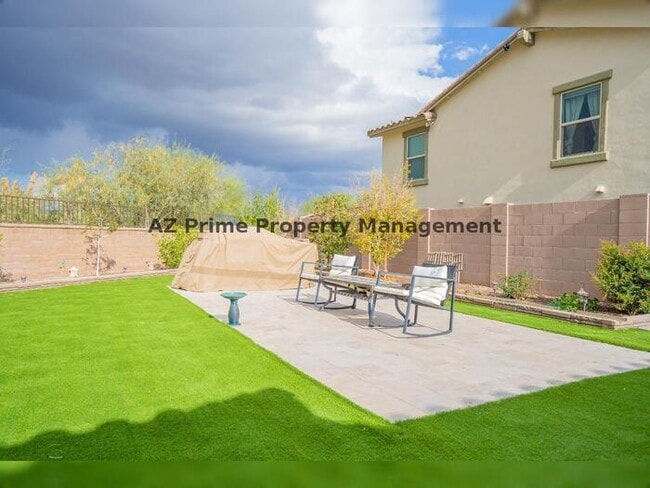 Building Photo - 16512 W Desert Ln