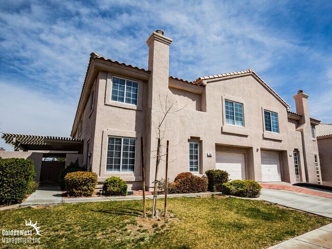 Primary Photo - Stunning 3Bdm 2.5Ba Home in Henderson.