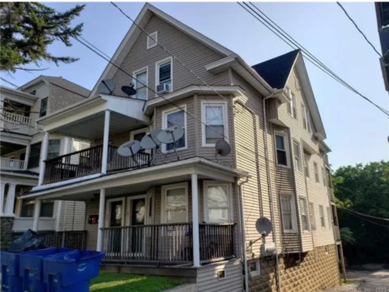 Building Photo - 226 Cooke St