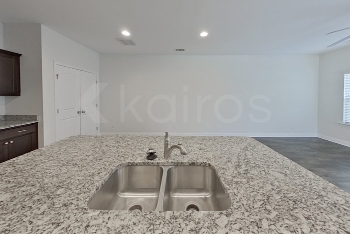 Building Photo - 415 Ferguson Ln