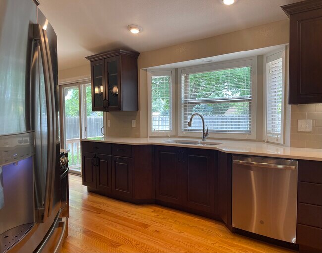 Building Photo - 4579 N Wisteria Pl