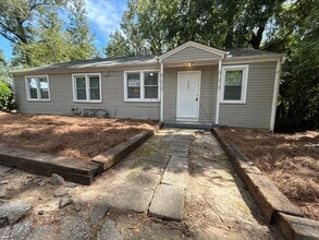 Building Photo - 1401 Kinderway &amp; 4300-4302 Wentworth -...
