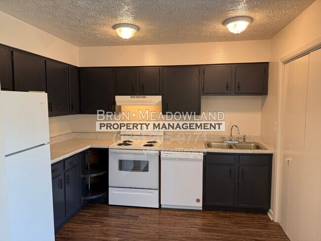 Building Photo - 4812 Cannon Ridge Dr