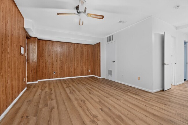 Building Photo - 5560 E Boniwood Turn
