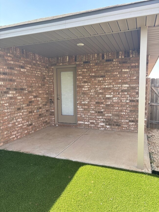 Building Photo - 2125 Kirksey Ave