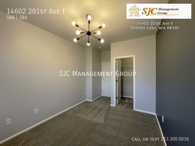 Building Photo - 14602 201st Ave E