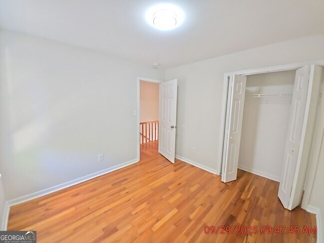 Building Photo - 7102 Sir Galahad Way