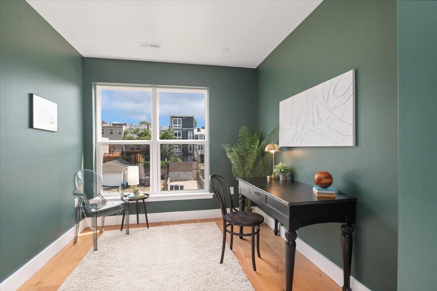 BR #2 - 318 Webster St NW