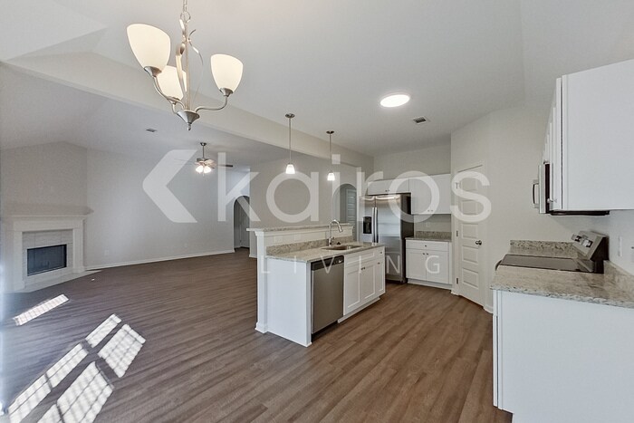 Building Photo - 251 Magnolia Dr