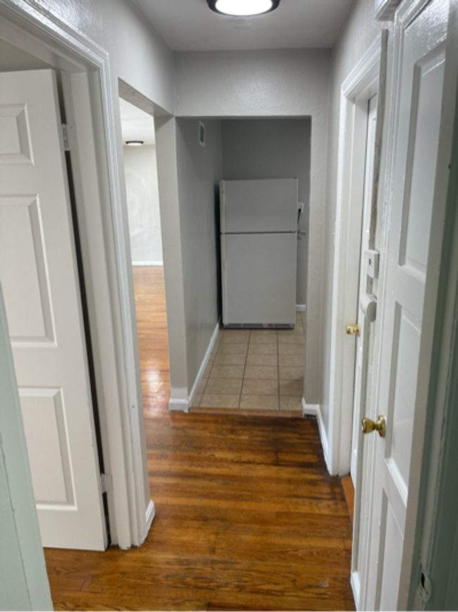 Building Photo - 6149 Shillington Ct