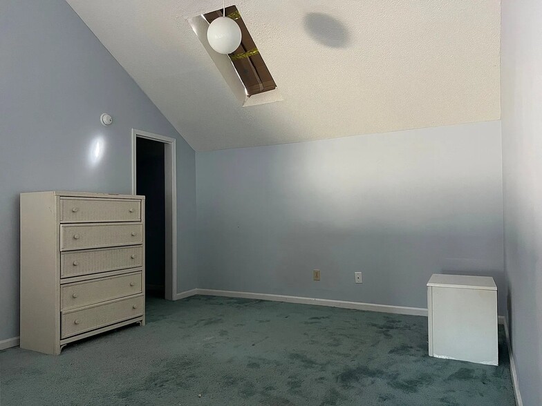 Building Photo - 3700 Golf Colony Ln