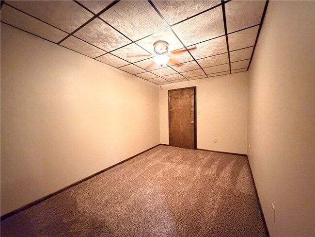 Building Photo - 24 W Pike St