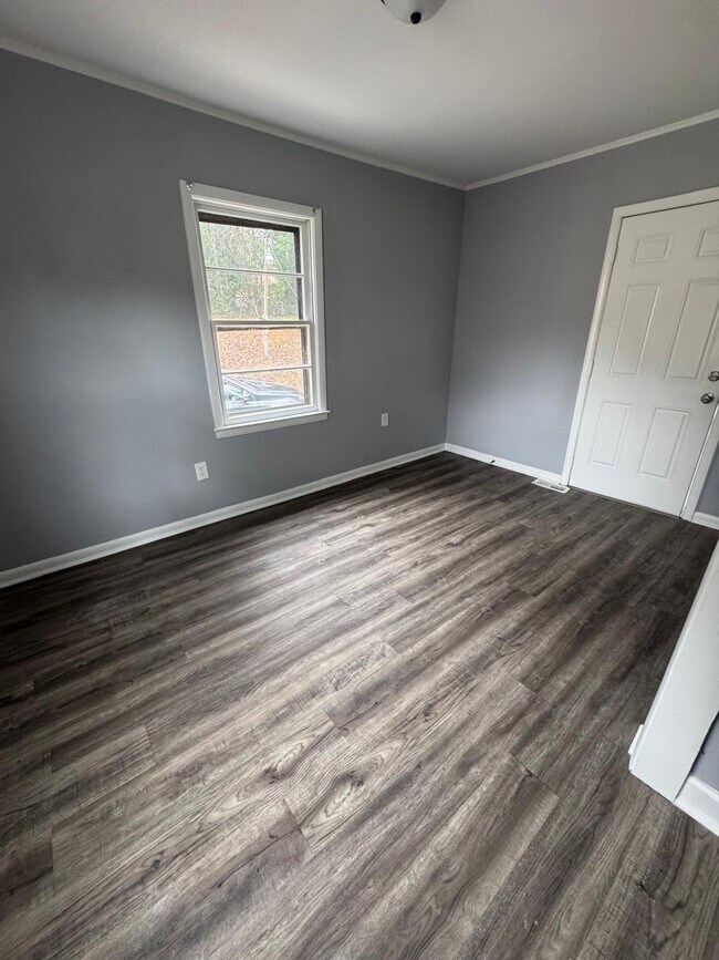 Building Photo - 1016 Augusta Dr