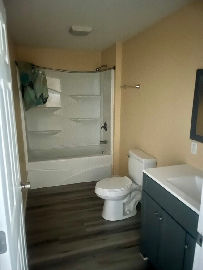 Building Photo - 6909 Hurley Wade Rd