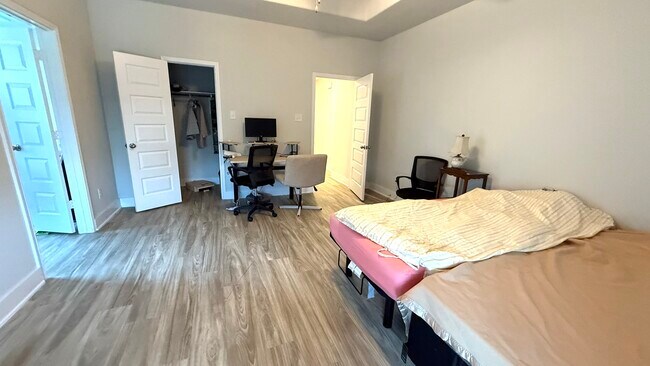 Building Photo - 4001 Cusco Ln