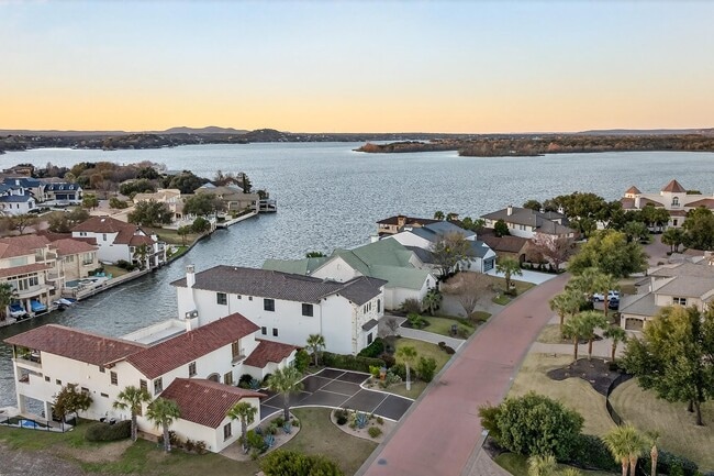 Building Photo - 127 Applehead Island Dr