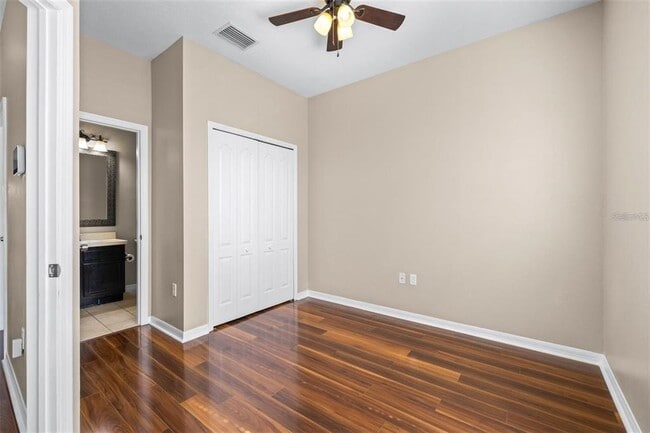 Building Photo - 2020 Greenwood Valley Dr