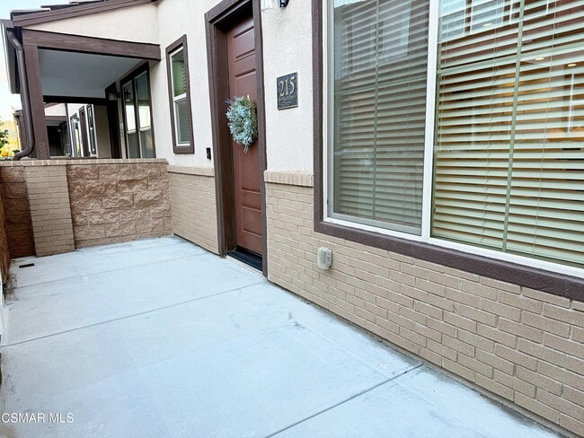 Building Photo - 215 Red Brick Dr