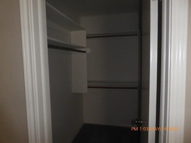 Building Photo - 4036 NW Ozmun Ave