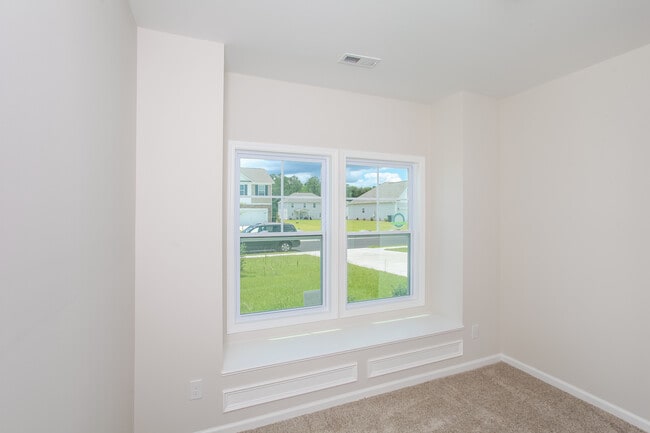 Building Photo - 10 Brake Ct